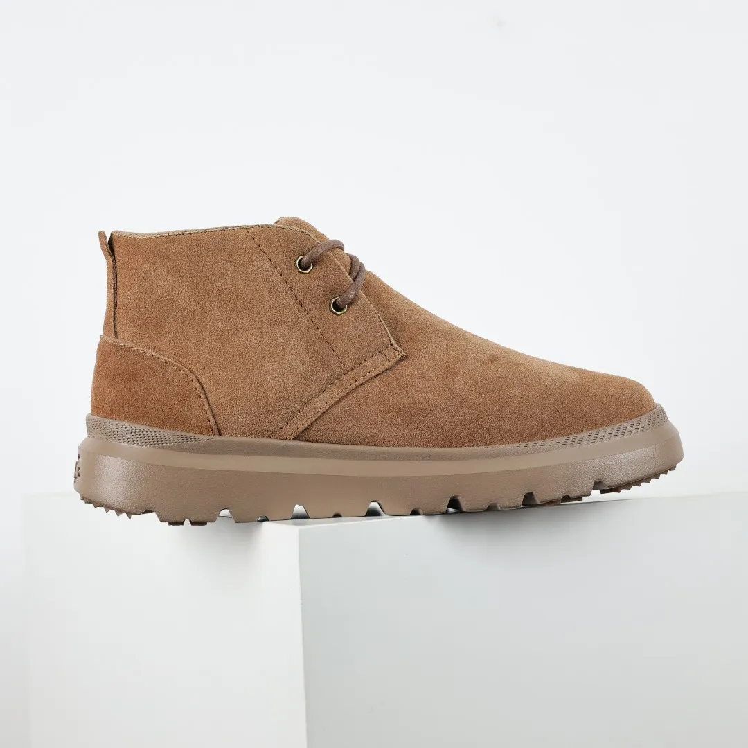 Pick up locally 💰500 Core recommended good price It is a very suitable choice for home furnishings. In the new year, uug launched a series of styles, which are partial to the preferences of young consumers and have also moved to the forefront of fashion trends. Shoe body material: water-repellent coated suede upper, 17 mm UGGPURE™ implantable wool insole, lightweight non-slip and comfortable rubber outsole, with brand LOGO and trademark, with full packaging Size: 40 41 42 43 44